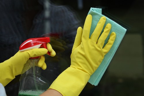 Move out cleaning service in a Kentishtown residential property