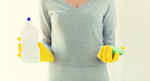 Professional house cleaning service for homes in Kentishtown
