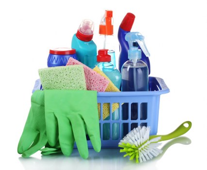 Detailed kitchen and bathroom cleaning during a move in clean in Kentishtown